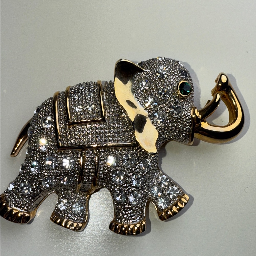Exceptional Gold and Silver tone vintage large Elephant Brooch pin - Picture 2 of 13